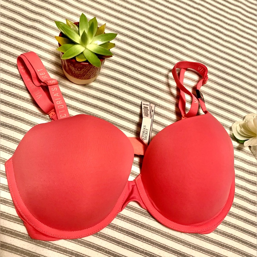 (Ships Free!) Victoria’s Secret 34D Push-Up